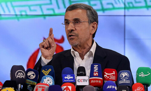 Ahmadinejad registers bid to return as Iran president Ahmadinejad registers bid to return as Iran president