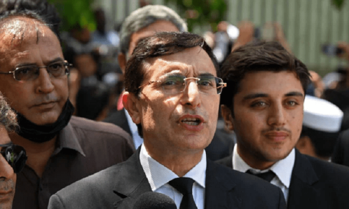 Lawyers slam PTI’s ‘anti-CJP drive’ Lawyers slam PTI’s ‘anti-CJP drive’