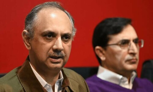 PTI assails FIA notices over &lsquo;1971 tweet&rsquo;; JIT grills Qureshi