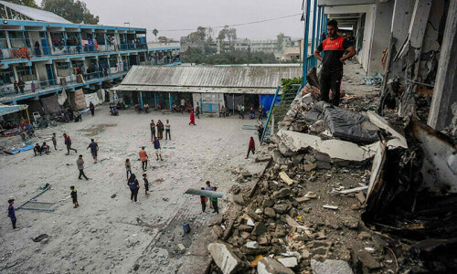 Israeli strike on UN school in Gaza leaves 40 dead
