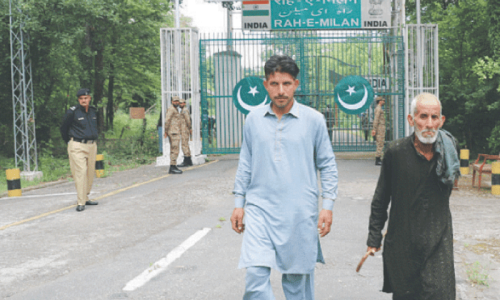 India returns 82-year-old villager who strayed across LoC India returns 82-year-old villager who strayed across LoC
