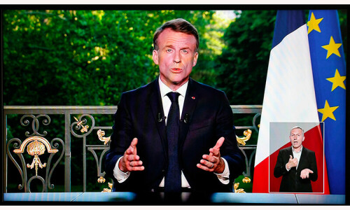 Macron calls snap legislative elections