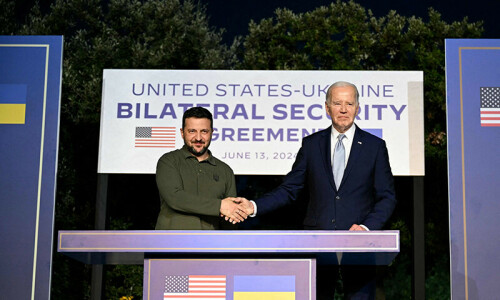 Biden, Zelensky sign 10-year defence accord Biden, Zelensky sign 10-year defence accord