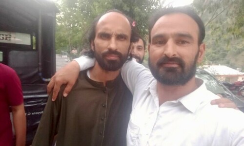 Poet Ahmed Farhad released after AJK High Court grants bail Poet Ahmed Farhad released after AJK High Court grants bail