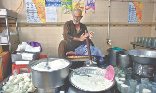 Amid hullabaloo over budget, milk price in Karachi raised to Rs220 a litre