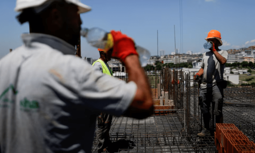 Millions sweltering under extreme heat worldwide as summer arrives Millions sweltering under extreme heat worldwide as summer arrives