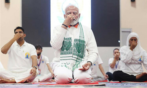 Modi’s remarks on status of Kashmir stir up debate Modi’s remarks on status of Kashmir stir up debate