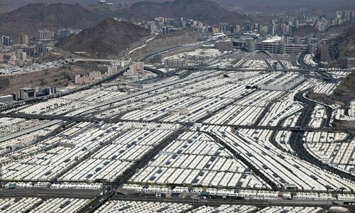 Unregistered pilgrims suffer the most during Haj