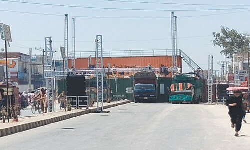 Road blockade for JUI-F rally creates issues Road blockade for JUI-F rally creates issues