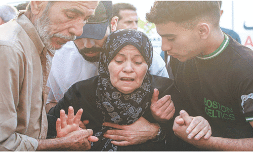 Hezbollah strikes Israeli bases as clashes intensify