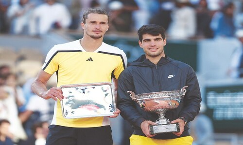 Alcaraz outlasts Zverev to clinch maiden French Open title