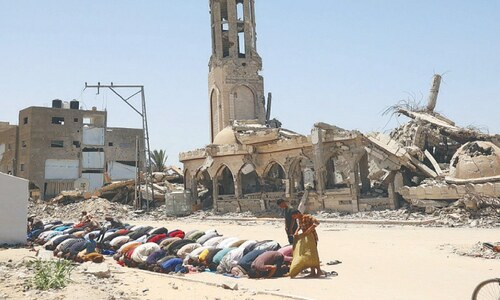 Lebanon village shaken by deadly Israeli strike Lebanon village shaken by deadly Israeli strike