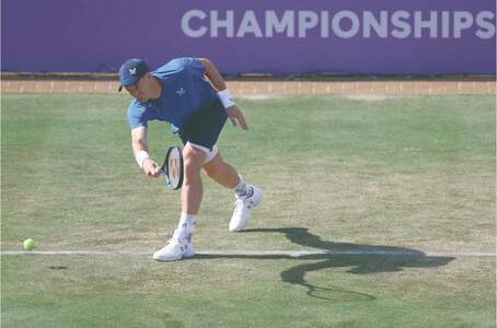 Murray waits on scan after Queen&rsquo;s injury threatens Wimbledon &lsquo;farewell&rsquo;