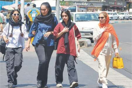 Reformist to face conservative in Iran presidential run-off