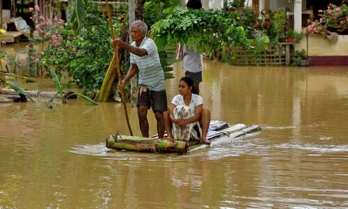 Six dead as floods inundate vast swath of India, Bangladesh Six dead as floods inundate vast swath of India, Bangladesh