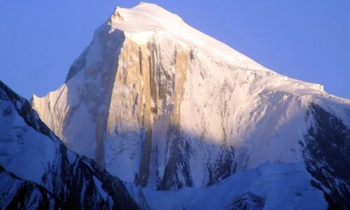 Japanese climber dies while descending GB’s Golden Peak Japanese climber dies while descending GB’s Golden Peak
