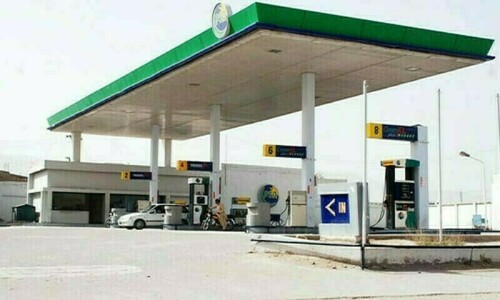 Petrol dealers to go ahead with strike from tomorrow Petrol dealers to go ahead with strike from tomorrow
