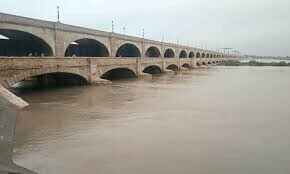 Two senior most engineers removed over damage to Sukkur Barrage