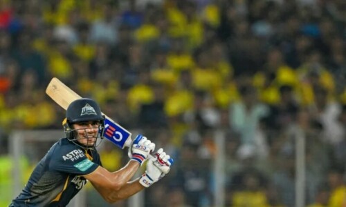 Zimbabwe, India look to future in T20 series