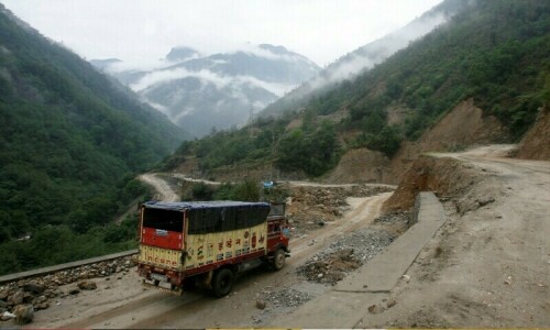 India races to build power plants in region claimed by China India races to build power plants in region claimed by China