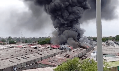 Massive fire engulfs more than 300 stalls at Islamabad&rsquo;s Sunday market