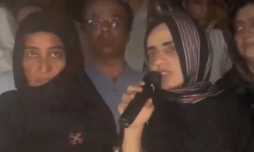 Baloch Yakjehti Committee postpones sit-in after agreement with govt Baloch Yakjehti Committee postpones sit-in after agreement with govt