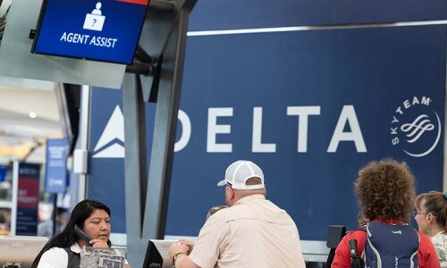 Delta cancels 600 flights in wake of cyber outage Delta cancels 600 flights in wake of cyber outage