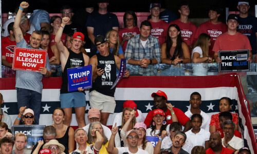 Two years in 100 days: &lsquo;Extraordinary&rsquo; US election enters the home stretch