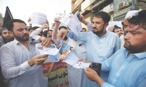 Traders demand reversal of taxes in power bills Traders demand reversal of taxes in power bills