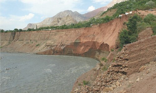 Flooded Chitral River renders five Reshun families homeless
