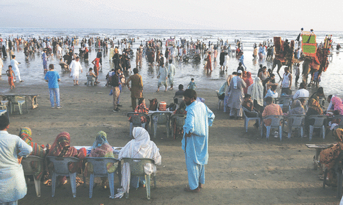 32 found dead in Karachi over two swelteringly hot days 32 found dead in Karachi over two swelteringly hot days