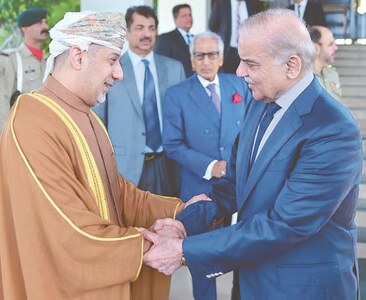 Abu Dhabi to invest $250m in Karachi port