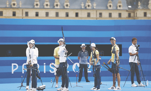 IOC mulls Palestinian call for Israel Olympics ban