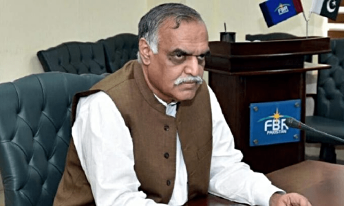 FBR chairman asks govt to replace him