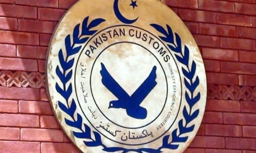 PTA uncovers &lsquo;theft&rsquo; of seized iPhones by customs officials