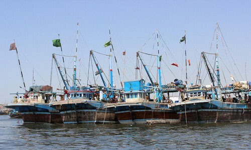 Climate change, fuel costs push Pakistan&rsquo;s fishing industry into more choppy waters