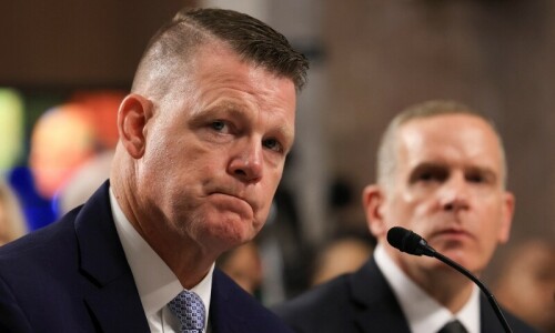 Spy chief says police warned of gunman before Trump shooting Spy chief says police warned of gunman before Trump shooting