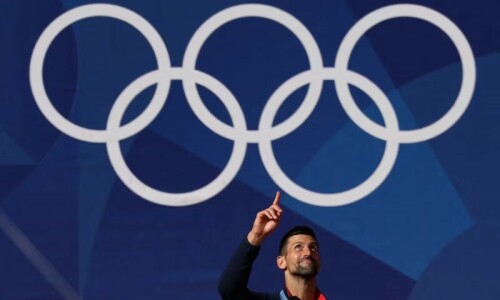 Djokovic fights off Alcaraz to finally strike gold