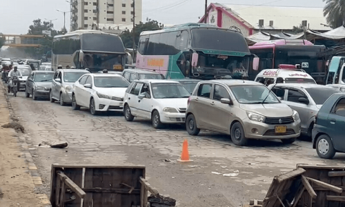 No respite expected for Sindh as monsoon showers to continue tomorrow