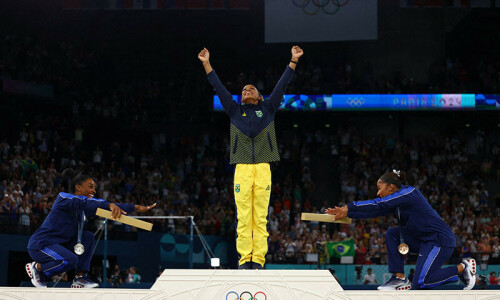 Biles bows to Brazil&rsquo;s floor queen Andrade; Italy, China take shooting gold