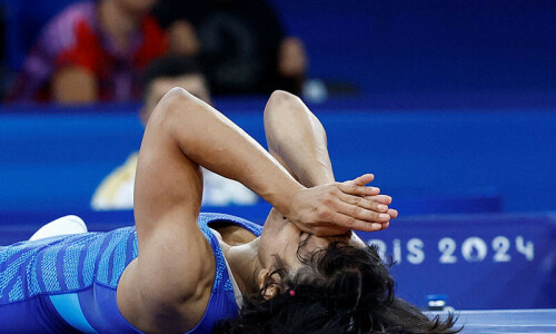 Indian wrestler Vinesh Phogat retires after Olympic disqualification Indian wrestler Vinesh Phogat retires after Olympic disqualification