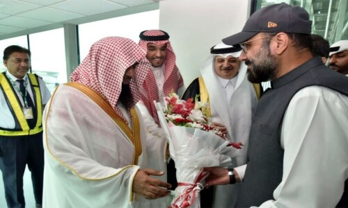 Masjid-i-Nabvi imam arrives in Pakistan on a 7-day goodwill visit