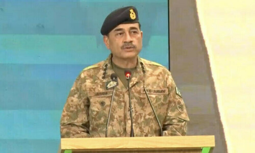 Anarchy is spread through social media: COAS Munir Anarchy is spread through social media: COAS Munir