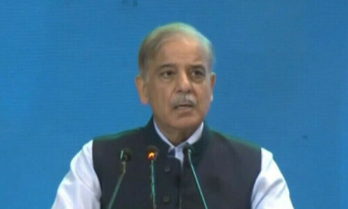 Unprecedented cooperation between govt, institutions to rid country of challenges: PM Unprecedented cooperation between govt, institutions to rid country of challenges: PM