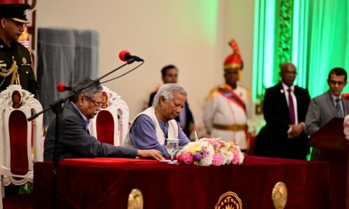 Bangladesh Nobel laureate Muhammad Yunus takes charge of caretaker govt Bangladesh Nobel laureate Muhammad Yunus takes charge of caretaker govt