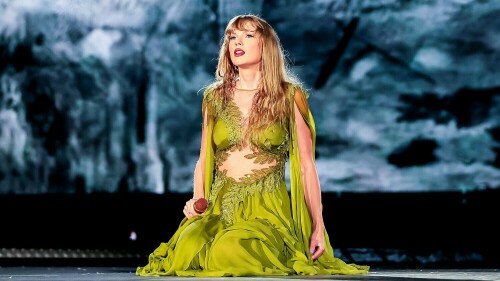 Austrian teen held over &lsquo;IS plot&rsquo; to bomb Taylor Swift concert