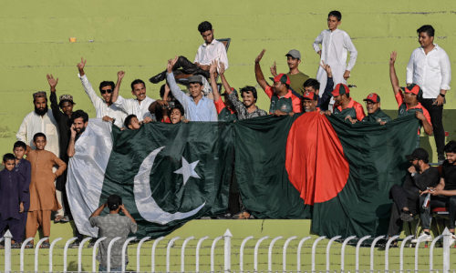 Shoriful double leaves Pakistan 158-4 in rain-hit first Bangladesh Test