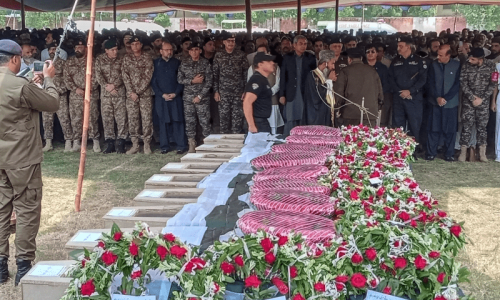 Punjab offers bounty as top cops removed after Katcha ambush Punjab offers bounty as top cops removed after Katcha ambush