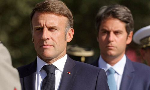 Macron rejects left-wing govt