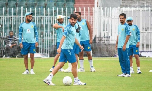 Pakistan announces 12-man squad for second Test against Bangladesh Pakistan announces 12-man squad for second Test against Bangladesh